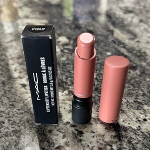 MAC Cosmetics Clouds in My Coffee